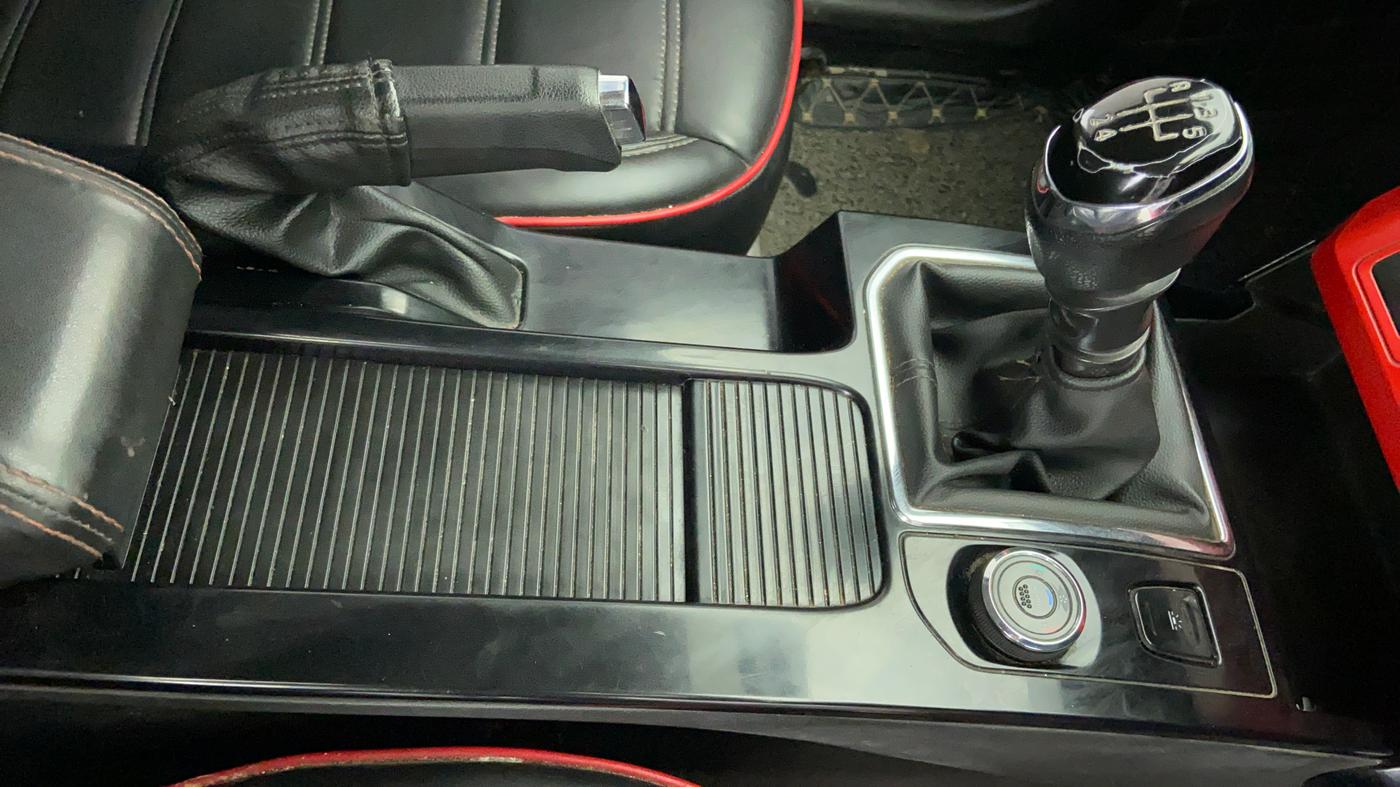 2021 Renault Kiger RXZ 1.0 MT, Petrol, Manual, 33,025 km, Gear Lever