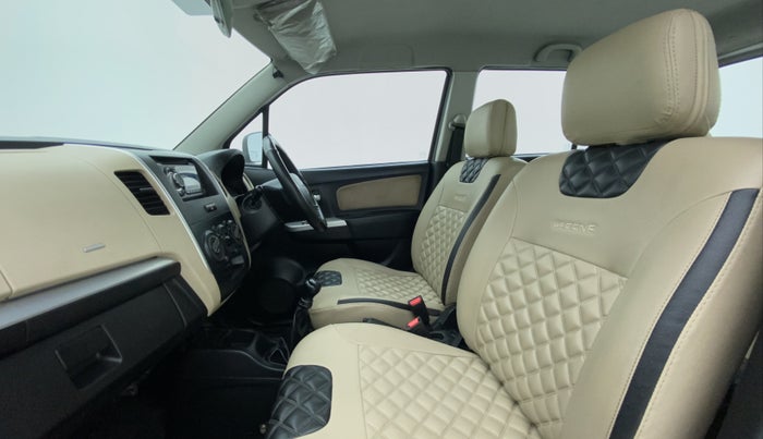 2017 Maruti Wagon R 1.0 LXI CNG, CNG, Manual, 99,033 km, Right Side Front Door Cabin