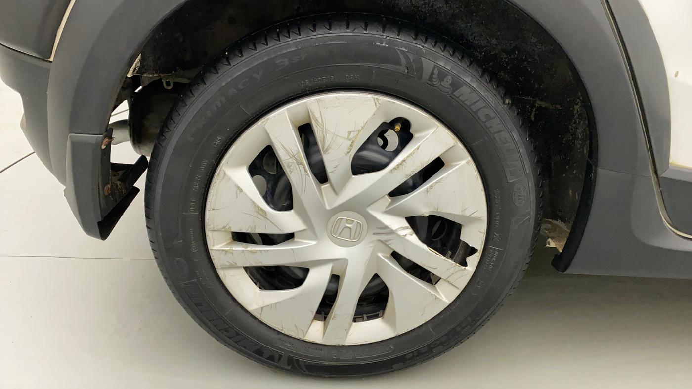 2017 Honda WR-V 1.2L I-VTEC S MT, Petrol, Manual, 1,17,980 km, Right Rear Wheel