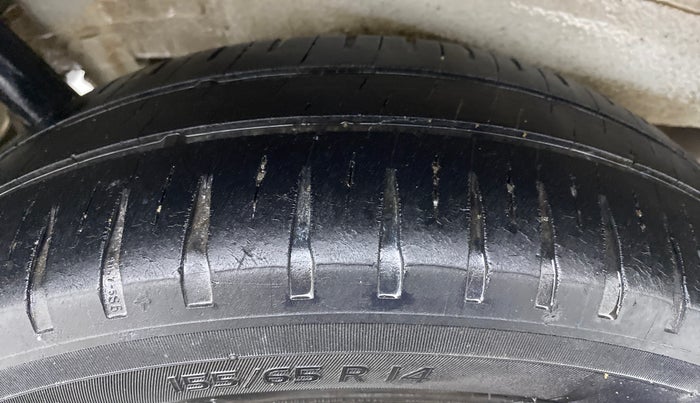 2014 Maruti Wagon R 1.0 VXI, Petrol, Manual, 98,842 km, Right Rear Tyre Tread