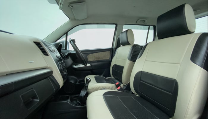 2014 Maruti Wagon R 1.0 VXI, Petrol, Manual, 98,842 km, Right Side Front Door Cabin