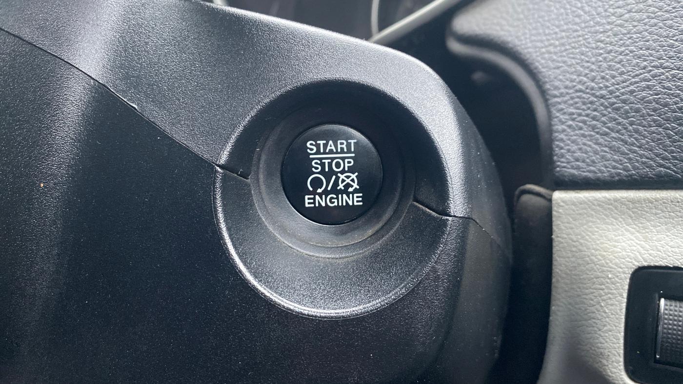 2017 Jeep Compass LIMITED (O) 2.0 DIESEL, Diesel, Manual, 1,36,828 km, Keyless Start/ Stop Button