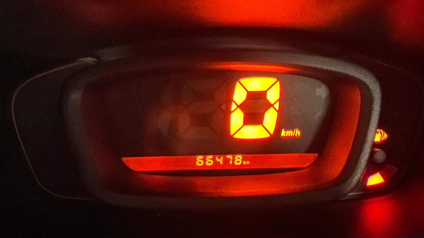 2017 Renault Kwid RXT 1.0, CNG, Manual, 66,470 km, Odometer Image