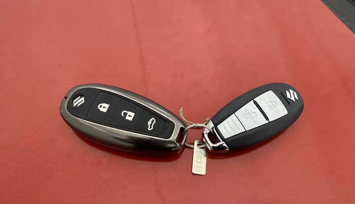 2020 Maruti Vitara Brezza ZXI PLUS DUAL TONE, Petrol, Manual, 44,731 km, Key Close Up