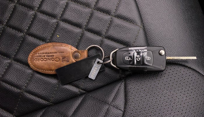 2019 Tata Tiago XZ PETROL, Petrol, Manual, 9,950 km, Key Close Up