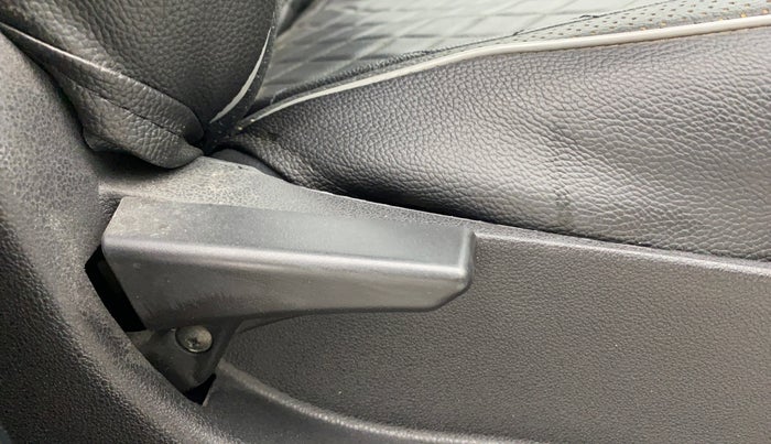 2019 Tata Tiago XZ PETROL, Petrol, Manual, 9,950 km, Driver Side Adjustment Panel