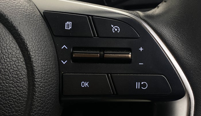2022 Hyundai NEW I20 ASTA (O) 1.2 MT, Petrol, Manual, 11,299 km, Adaptive Cruise Control