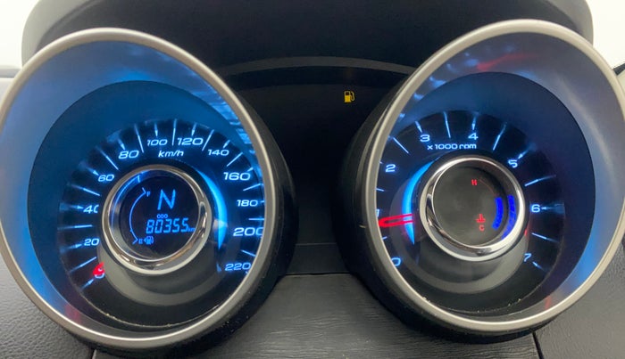2018 Mahindra XUV500 W11, Diesel, Manual, 80,311 km, Odometer Image