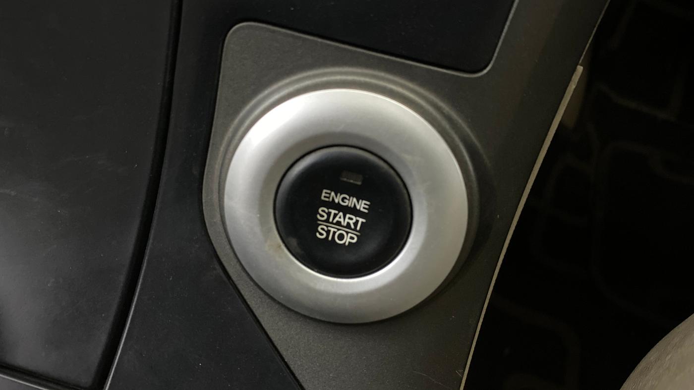 2015 Mahindra XUV500 W10, Diesel, Manual, 75,031 km, Keyless Start/ Stop Button