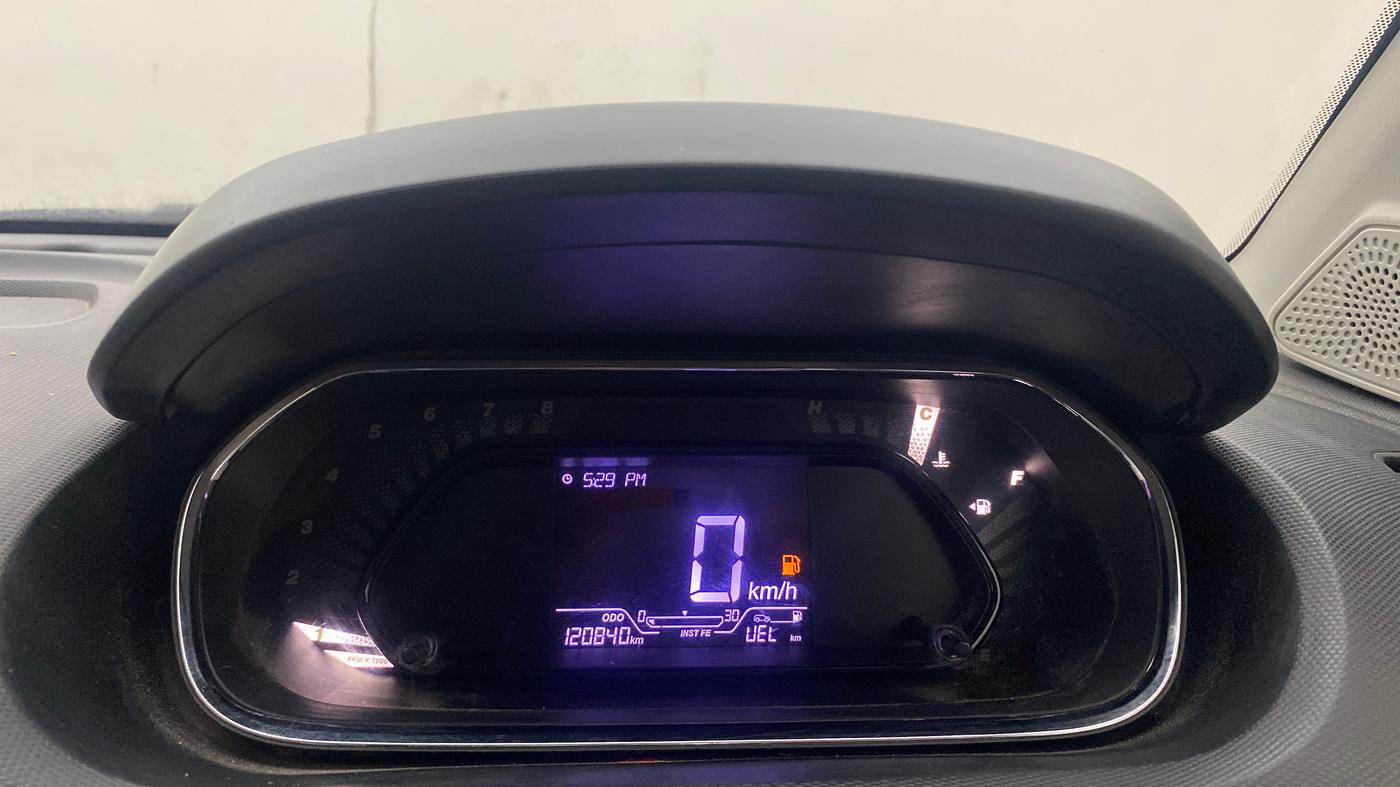 2021 Tata Tiago XT PETROL, Petrol, Manual, 1,20,798 km, Odometer Image