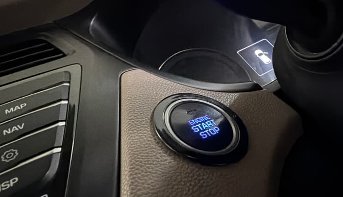 2017 Hyundai Elite i20 ASTA 1.2 (O), Petrol, Manual, 90,669 km, Keyless Start/ Stop Button