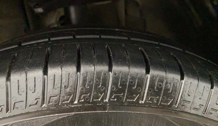 2020 Tata TIGOR XZ PETROL, Petrol, Manual, 76,395 km, Left Front Tyre Tread