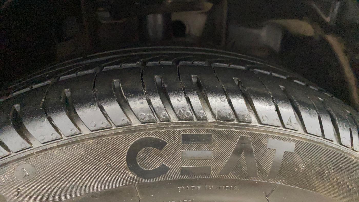 2020 Tata TIGOR XZ PETROL, Petrol, Manual, 76,395 km, Right Front Tyre Tread