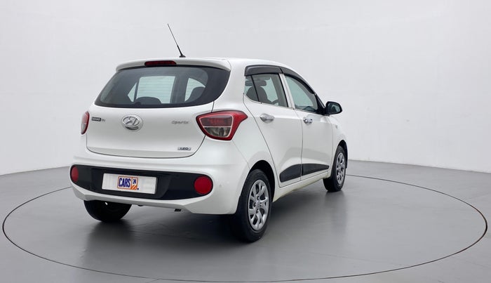 2017 Hyundai Grand i10 Sportz1.2 CRDI, Diesel, Manual, 86,038 km, Right Back Diagonal