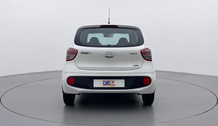 2017 Hyundai Grand i10 Sportz1.2 CRDI, Diesel, Manual, 86,038 km, Back/Rear