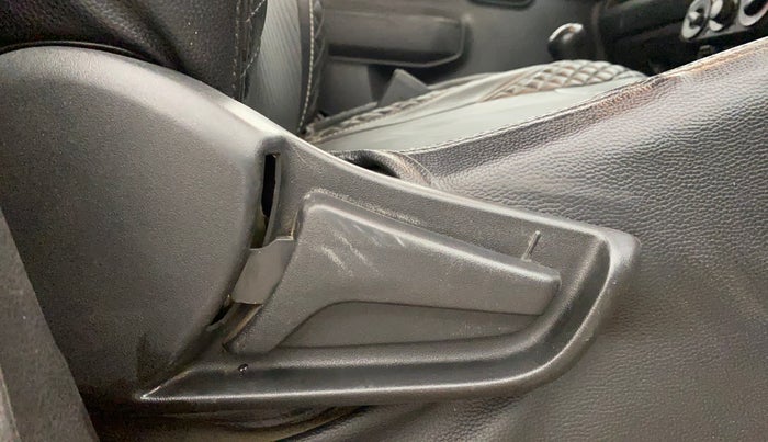 2019 Maruti S PRESSO VXI+, CNG, Manual, 1,12,306 km, Driver Side Adjustment Panel