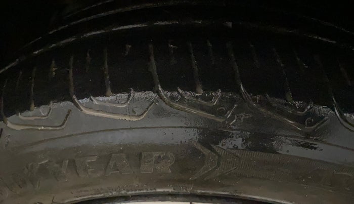 2022 Tata TIGOR XZ PLUS CNG, CNG, Manual, 70,473 km, Left Front Tyre Tread
