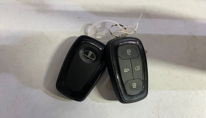 2022 Tata TIGOR XZ PLUS CNG, CNG, Manual, 70,473 km, Key Close Up