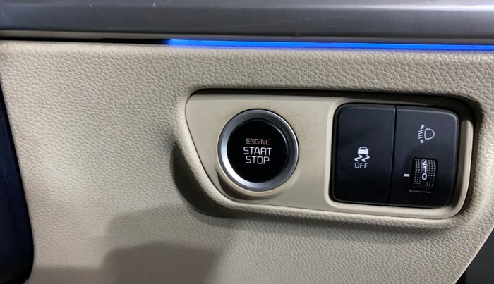 2022 KIA CARENS LUXURY 1.5 DIESEL 7 STR, Diesel, Manual, 59,624 km, Keyless Start/ Stop Button