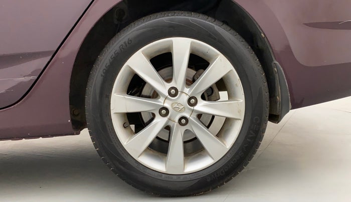 2012 Hyundai Verna FLUIDIC 1.6 CRDI SX OPT, Diesel, Manual, 1,16,021 km, Left Rear Wheel