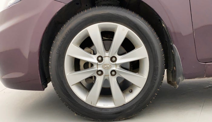 2012 Hyundai Verna FLUIDIC 1.6 CRDI SX OPT, Diesel, Manual, 1,16,021 km, Left Front Wheel