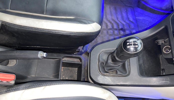 2022 Maruti New Wagon-R VXI CNG 1.0, CNG, Manual, 65,444 km, Gear Lever