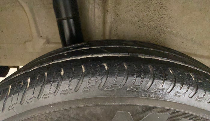 2022 Maruti New Wagon-R VXI CNG 1.0, CNG, Manual, 65,444 km, Right Rear Tyre Tread