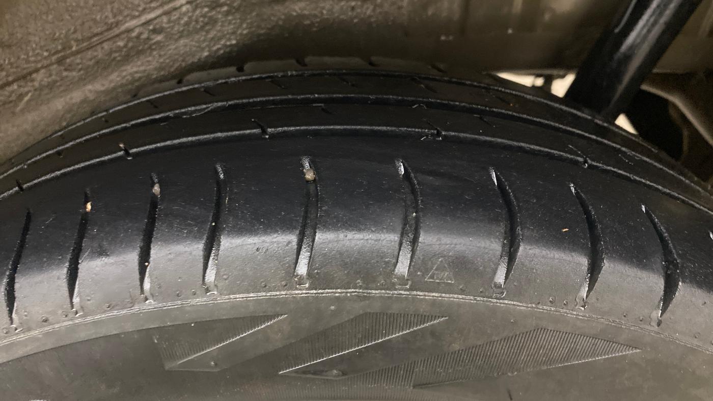 2018 Maruti Wagon R 1.0 VXI, Petrol, Manual, 63,358 km, Left Rear Tyre Tread