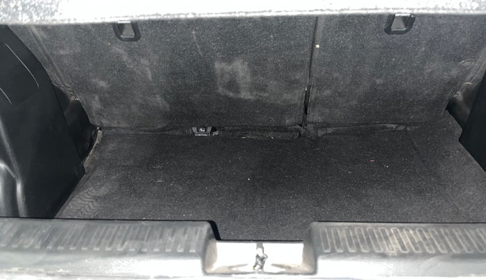 2023 Maruti FRONX DELTA 1.2 MT PETROL, Petrol, Manual, 11,040 km, Boot Inside