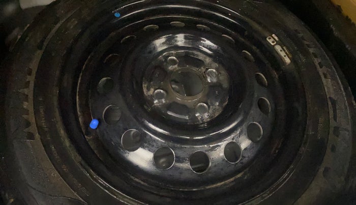 2015 Maruti Wagon R 1.0 VXI, Petrol, Manual, 1,11,800 km, Spare Tyre