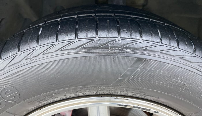 2013 Ford Ecosport 1.5 AMBIENTE TDCI, Diesel, Manual, 58,561 km, Left Front Tyre Tread