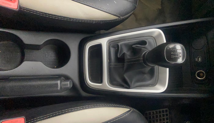 2021 Hyundai VENUE S 1.2, Petrol, Manual, 31,176 km, Gear Lever