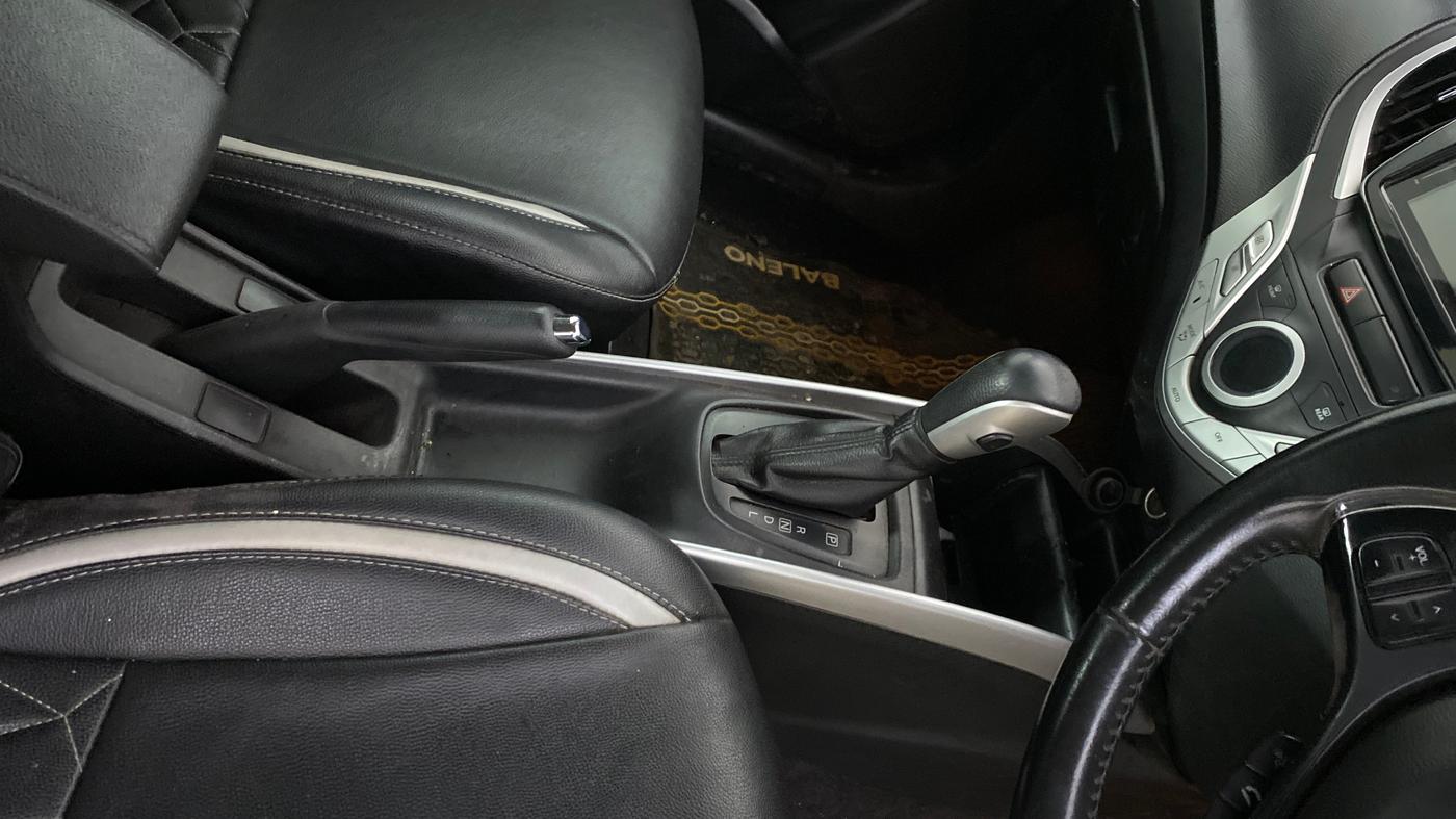 2018 Maruti Baleno ALPHA CVT PETROL 1.2, Petrol, Automatic, 39,465 km, Gear Lever