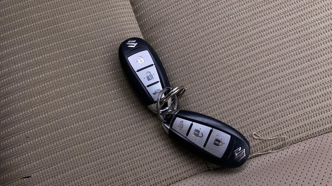 2017 Maruti Ciaz ZETA 1.4  AT PETROL, Petrol, Automatic, 88,506 km, Key Close Up
