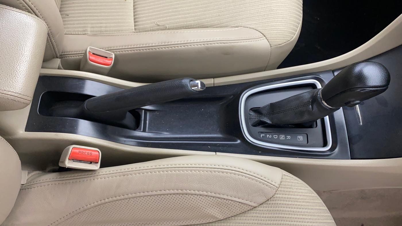 2017 Maruti Ciaz ZETA 1.4  AT PETROL, Petrol, Automatic, 88,506 km, Gear Lever