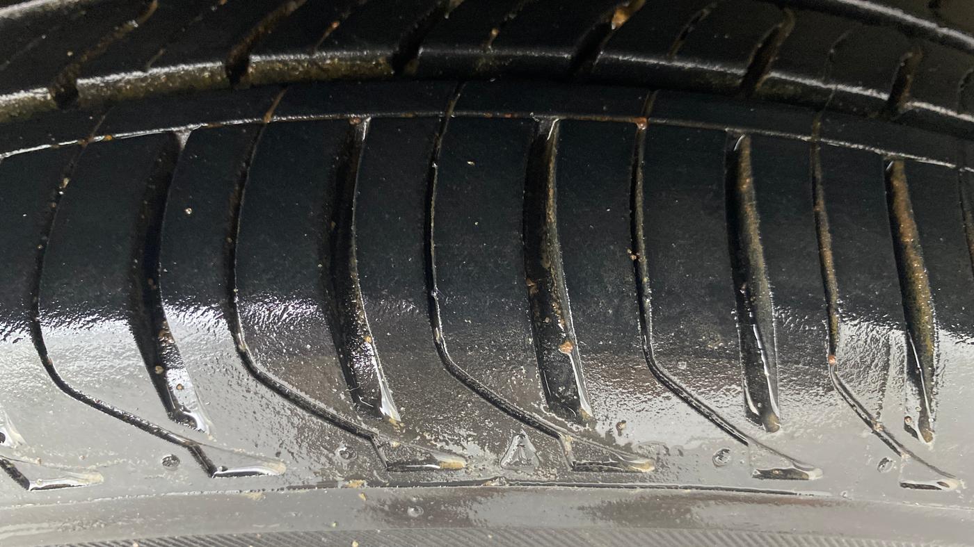 2012 Honda Brio S MT, Petrol, Manual, 76,916 km, Left Front Tyre Tread