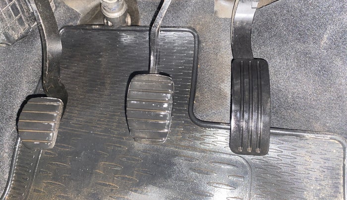 2021 Renault Duster RXZ 1.5 PETROL MT, Petrol, Manual, 33,610 km, Pedals