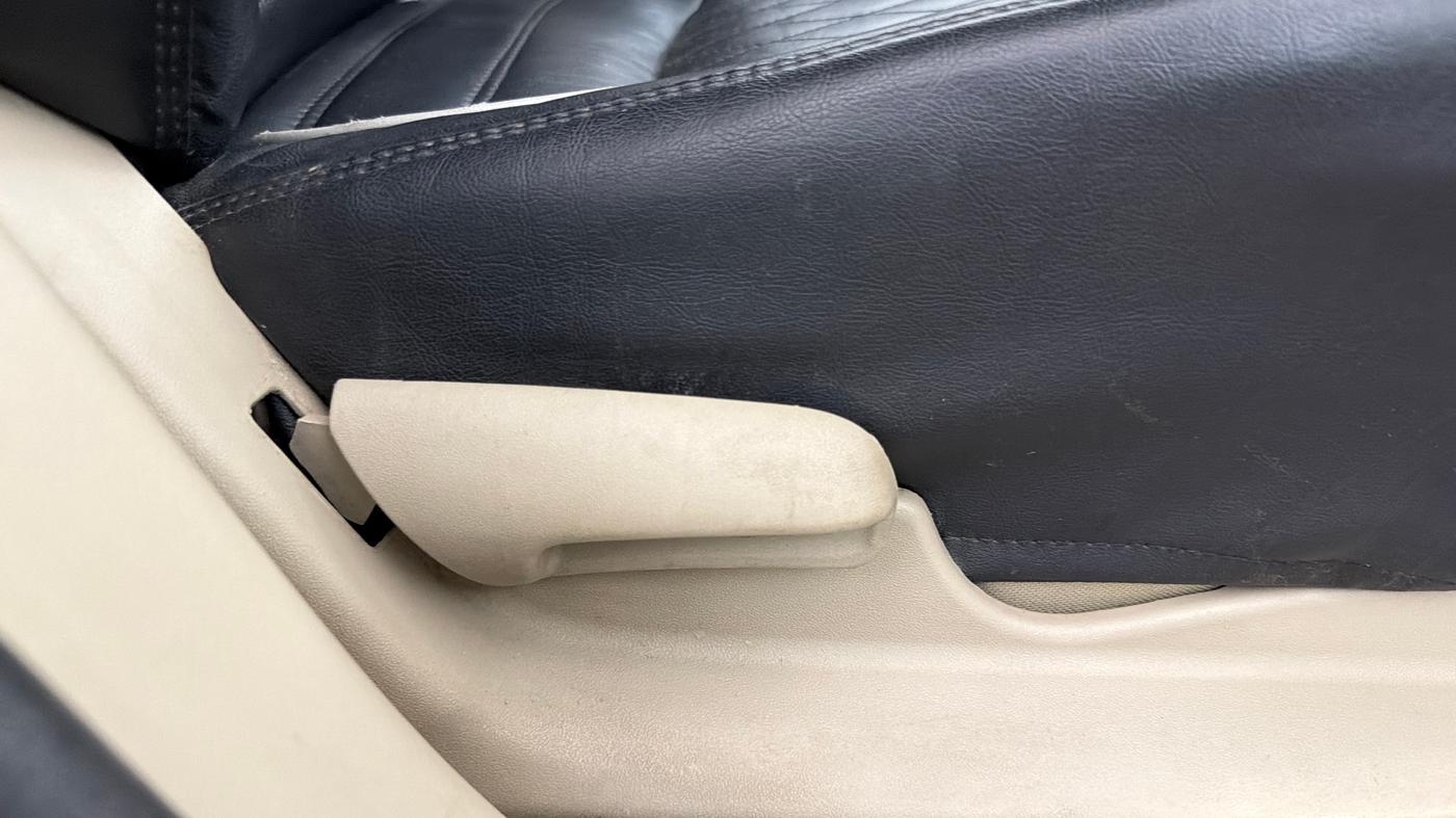 2024 Maruti Ciaz SIGMA 1.5 SHVS MT  PETROL, Petrol, Manual, 62,759 km, Driver Side Adjustment Panel