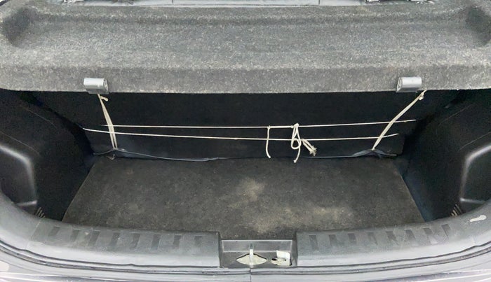 2014 Maruti Swift VXI D, Petrol, Manual, 26,169 km, Boot Inside