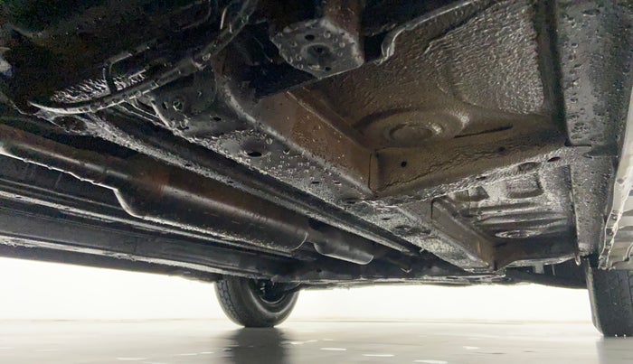 2014 Maruti Swift VXI D, Petrol, Manual, 26,169 km, Right Side Underbody