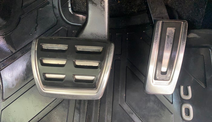 2019 Volkswagen T-ROC 1.5 TSI AT, Petrol, Automatic, 71,945 km, Pedals