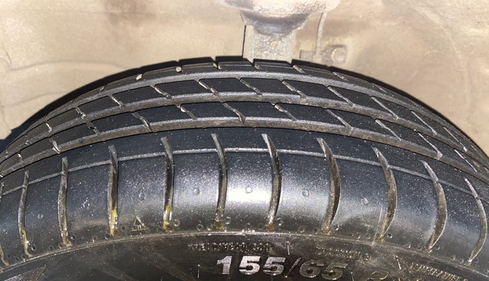 2013 Maruti Wagon R 1.0 VXI, Petrol, Manual, 18,175 km, Left Front Tyre Tread