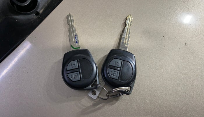 2013 Maruti Wagon R 1.0 VXI, Petrol, Manual, 18,175 km, Key Close Up