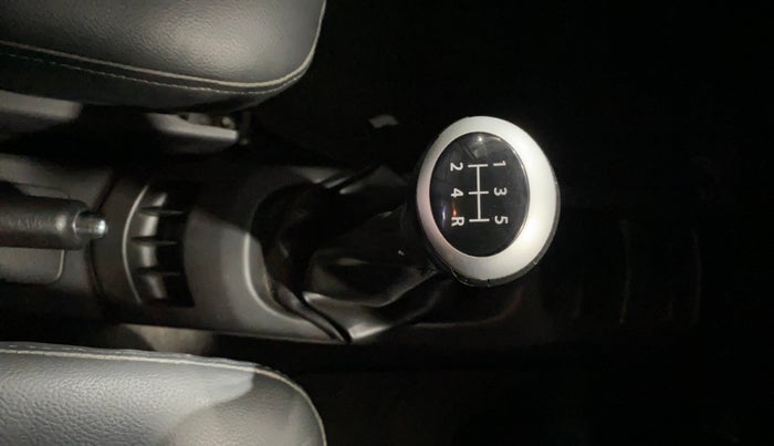 2013 Maruti Wagon R 1.0 VXI, Petrol, Manual, 18,175 km, Gear Lever