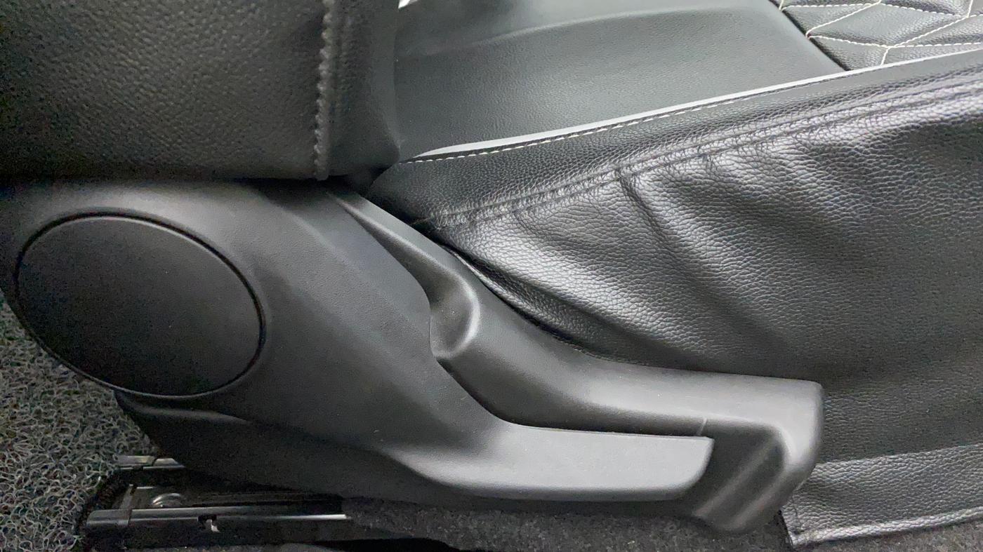 2021 Maruti Baleno DELTA PETROL 1.2, Petrol, Manual, 5,227 km, Driver Side Adjustment Panel