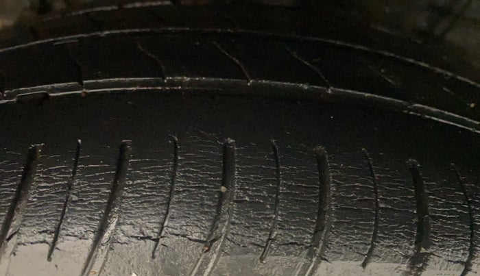 2015 Hyundai Grand i10 ASTA (O) 1.2 KAPPA VTVT, Petrol, Manual, 92,198 km, Right Rear Tyre Tread