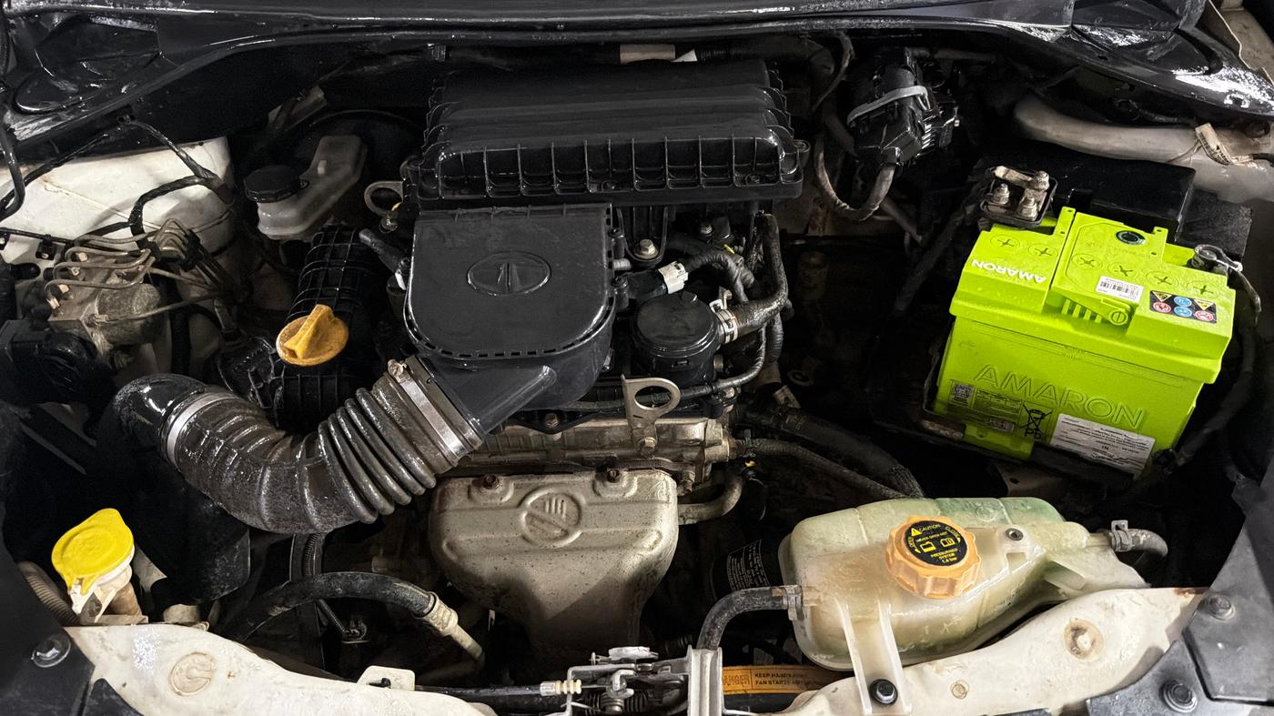 2019 Tata Tiago XZ PETROL, Petrol, Manual, 96,977 km, Engine View