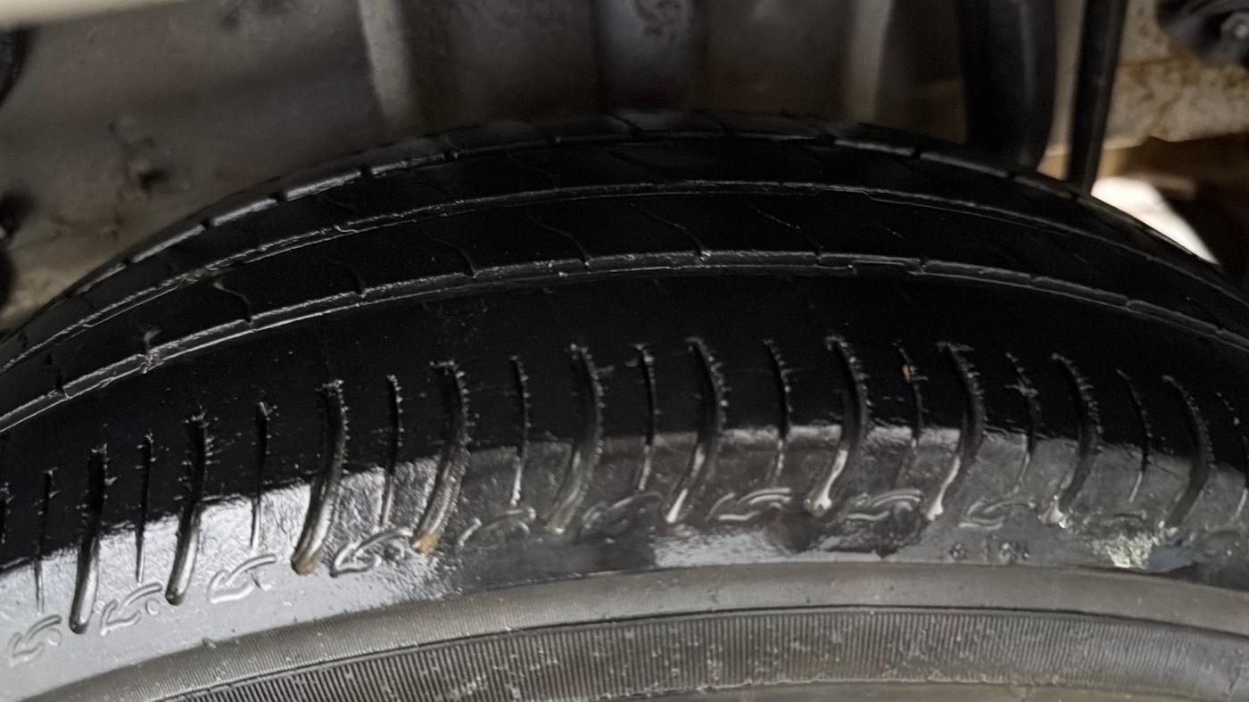 2019 Tata Tiago XZ PETROL, Petrol, Manual, 96,977 km, Left Rear Tyre Tread