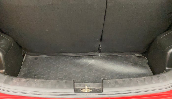 2017 Maruti Swift ZXI, Petrol, Manual, 57,062 km, Boot Inside