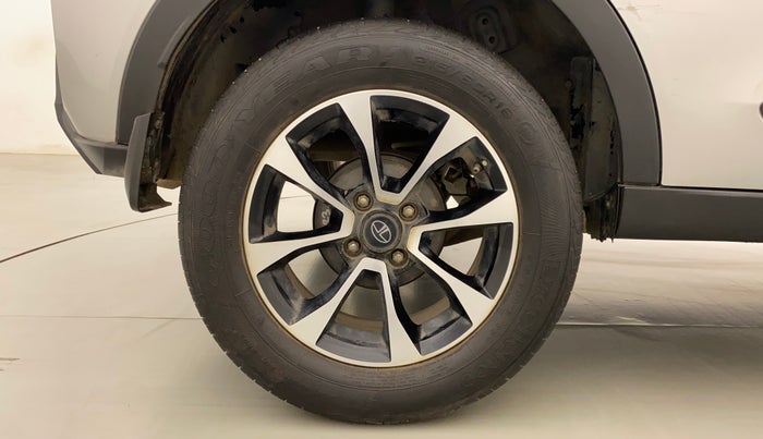 2021 Tata NEXON XZA PLUS SUNROOF DIESEL, Diesel, Automatic, 29,283 km, Right Rear Wheel